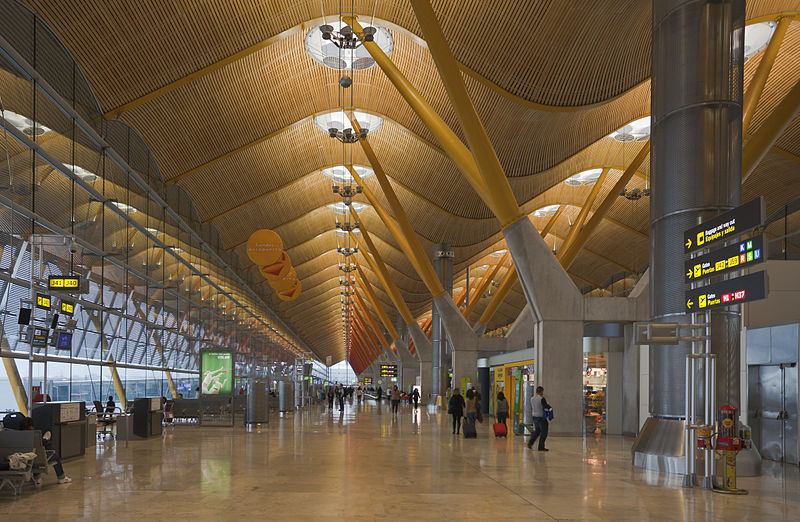 مطار مدريد الدولي