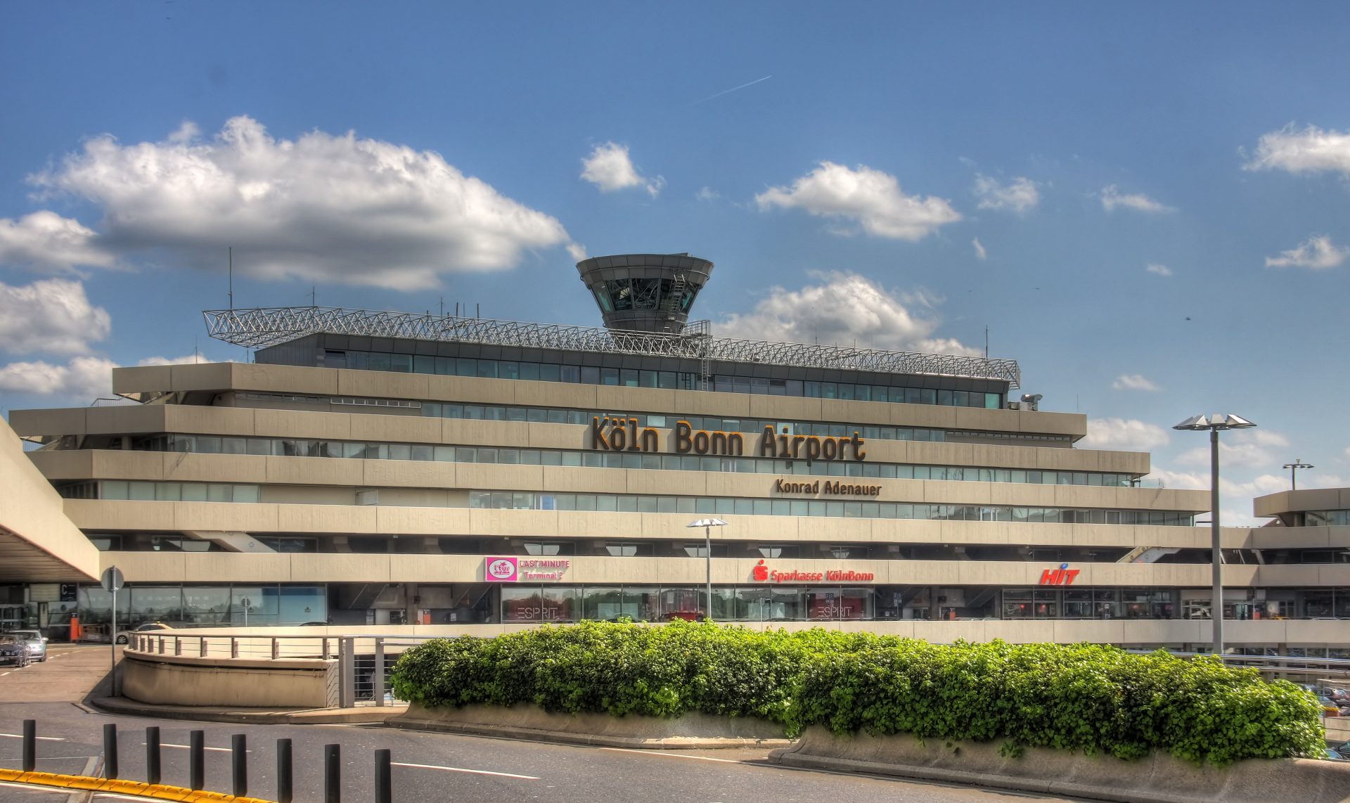 مطار كولونيا بون الدولي